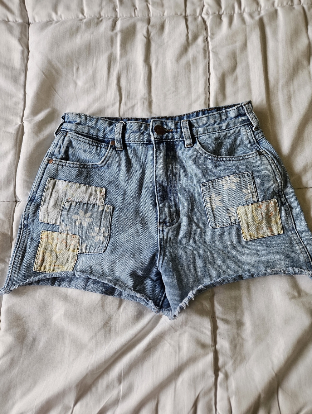 Billabong x Wrangler Showdown Patchwork Cut-Off Shorts - Size 26